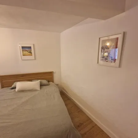 Individual Tranquila Con Bano Privado En Piso Compartido Apartment